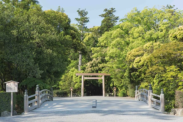伊勢神宮